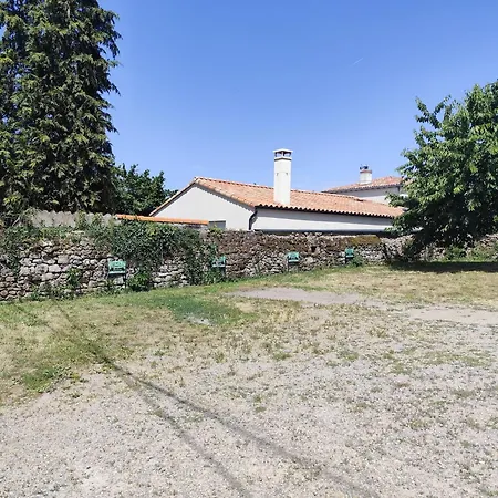 Le Logis Des Douves * Tiffauges