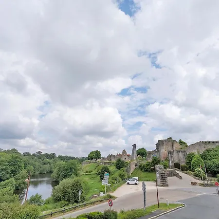 Le Logis Des Douves