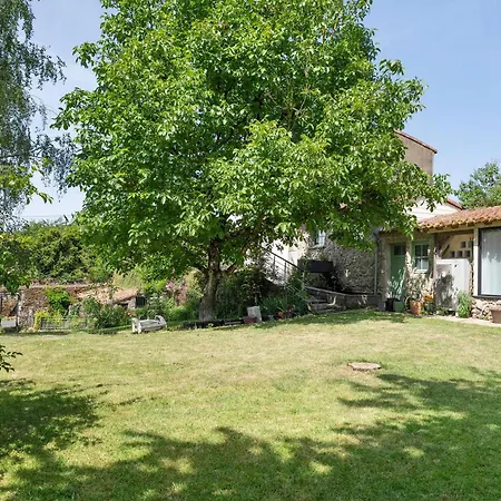 Le Logis Des Douves Tiffauges