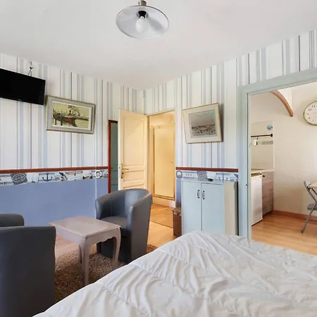 Le Logis Des Douves Tiffauges