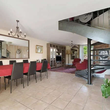Le Logis Des Douves * Tiffauges