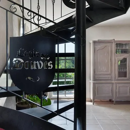 Le Logis Des Douves * Tiffauges